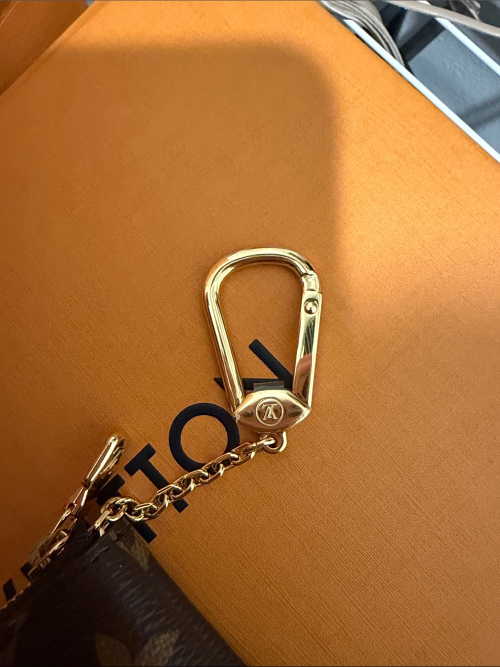 Louis Vuitton Key Pouch (S) - Picture 3 of 4